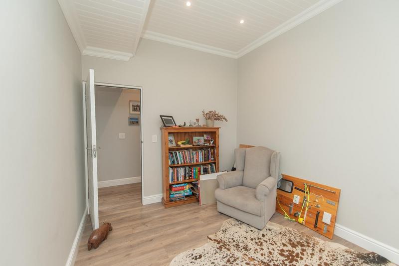 4 Bedroom Property for Sale in Kragga Kamma Eastern Cape